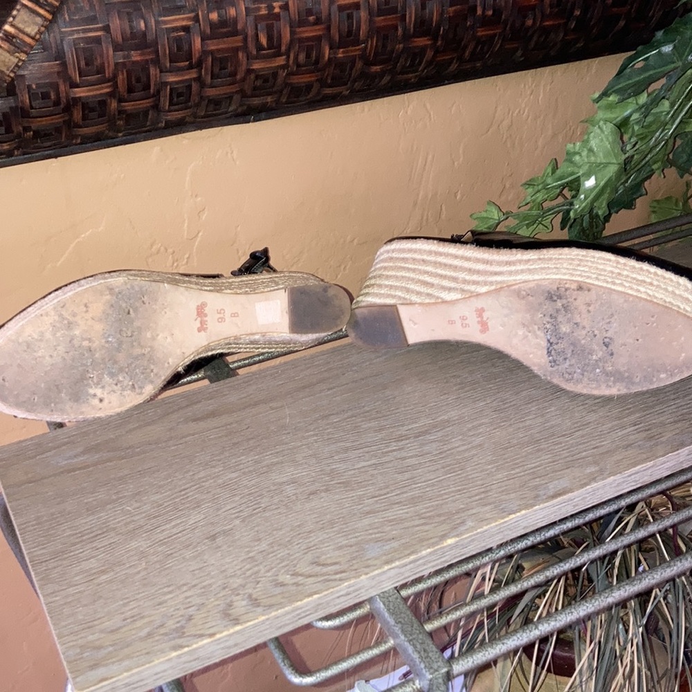 Coach Shoes - Picture 6 of 11